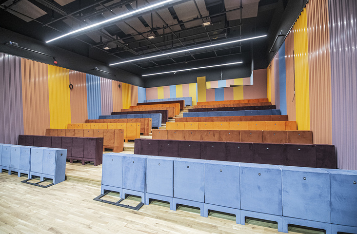 Teatr Ludowy - Teatralny Instytut Młodych - Scena Kolorowa 